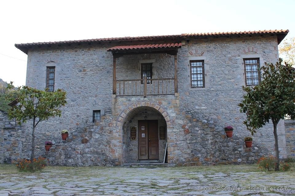 Steinhaus aus Bruchstein in der Gegend um den Olymp, Griechenland